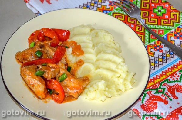 Сербская мучкалица (свинина с овощами) Сербская мучкалица (свинина с овощами)