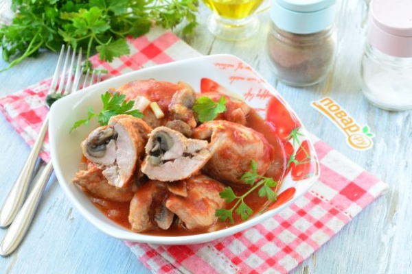 Мясные рулетики в томатном соусе Мясные рулетики в томатном соусе