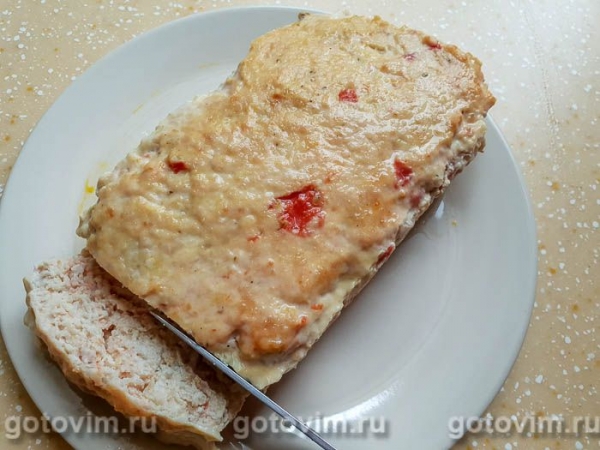 Мясной хлеб из куриного филе с кусочками пассаты из помидоров Мясной хлеб из куриного филе с кусочками пассаты из помидоров
