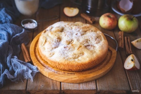 Мамина шарлотка с яблоками Мамина шарлотка с яблоками