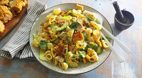 Салат с пастой, курицей, кукурузой и песто, пошаговый рецепт с фото на 1074 ккал Салат с пастой, курицей, кукурузой и песто, пошаговый рецепт с фото на 1074 ккал