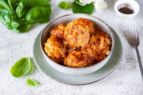 Мясные тефтели с рисом Мясные тефтели с рисом
